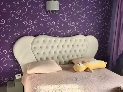Dormitor mov alb apartament vanzare cumparare Râmnicu Vâlcea Vâlcea